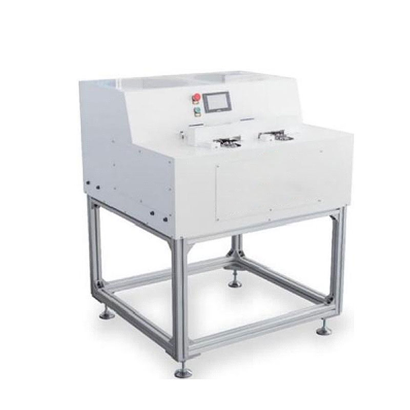 Dual-station expanding-claw type seal ring assembly machine